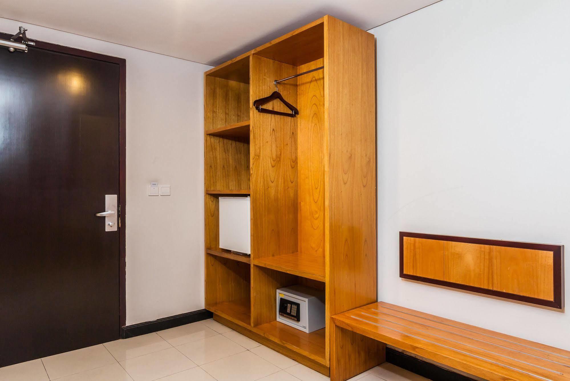 เซน รูม กูตา บีช ป๊อปปี้ เลน Hotel ภายนอก รูปภาพ