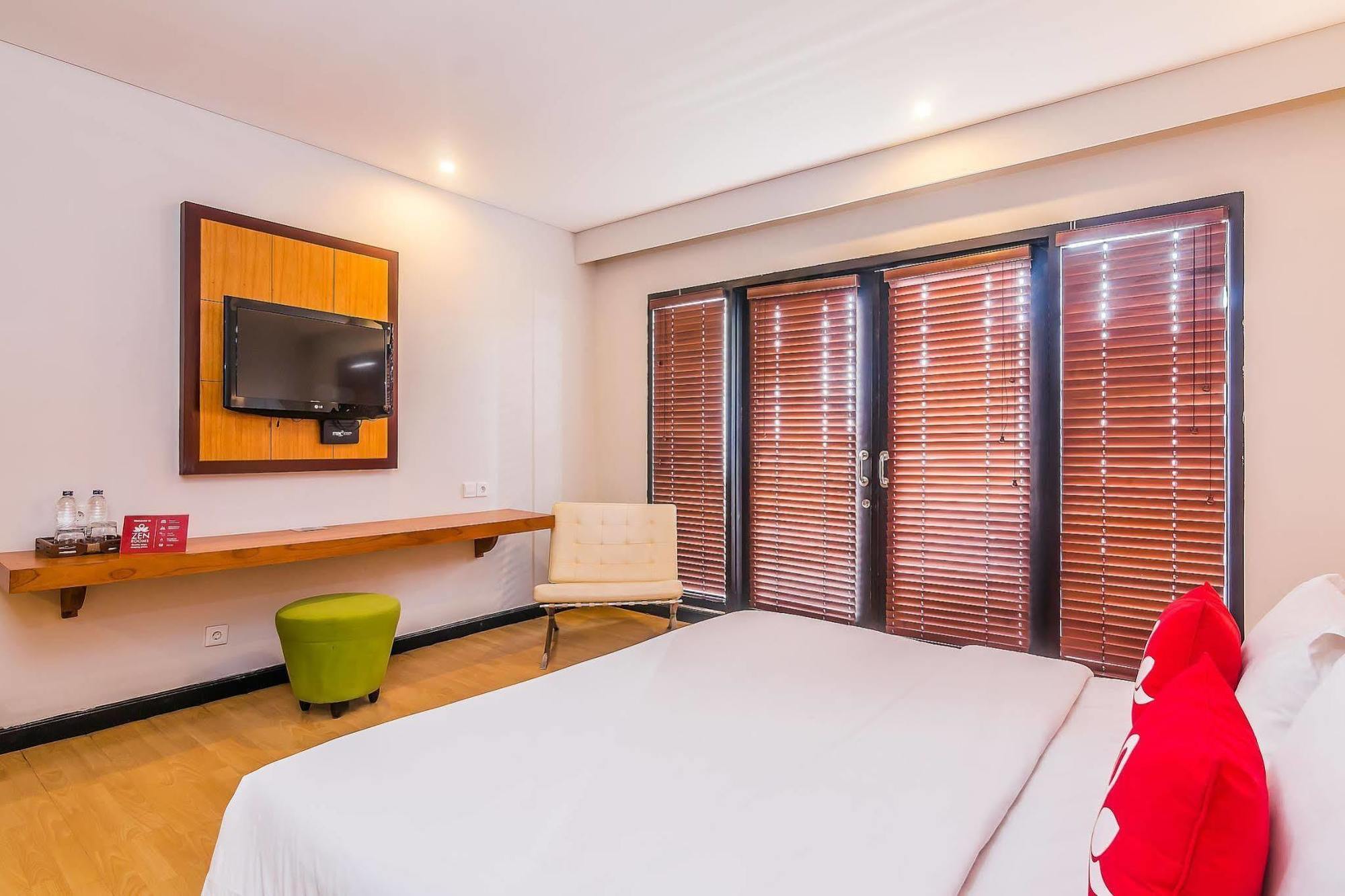 เซน รูม กูตา บีช ป๊อปปี้ เลน Hotel ภายนอก รูปภาพ